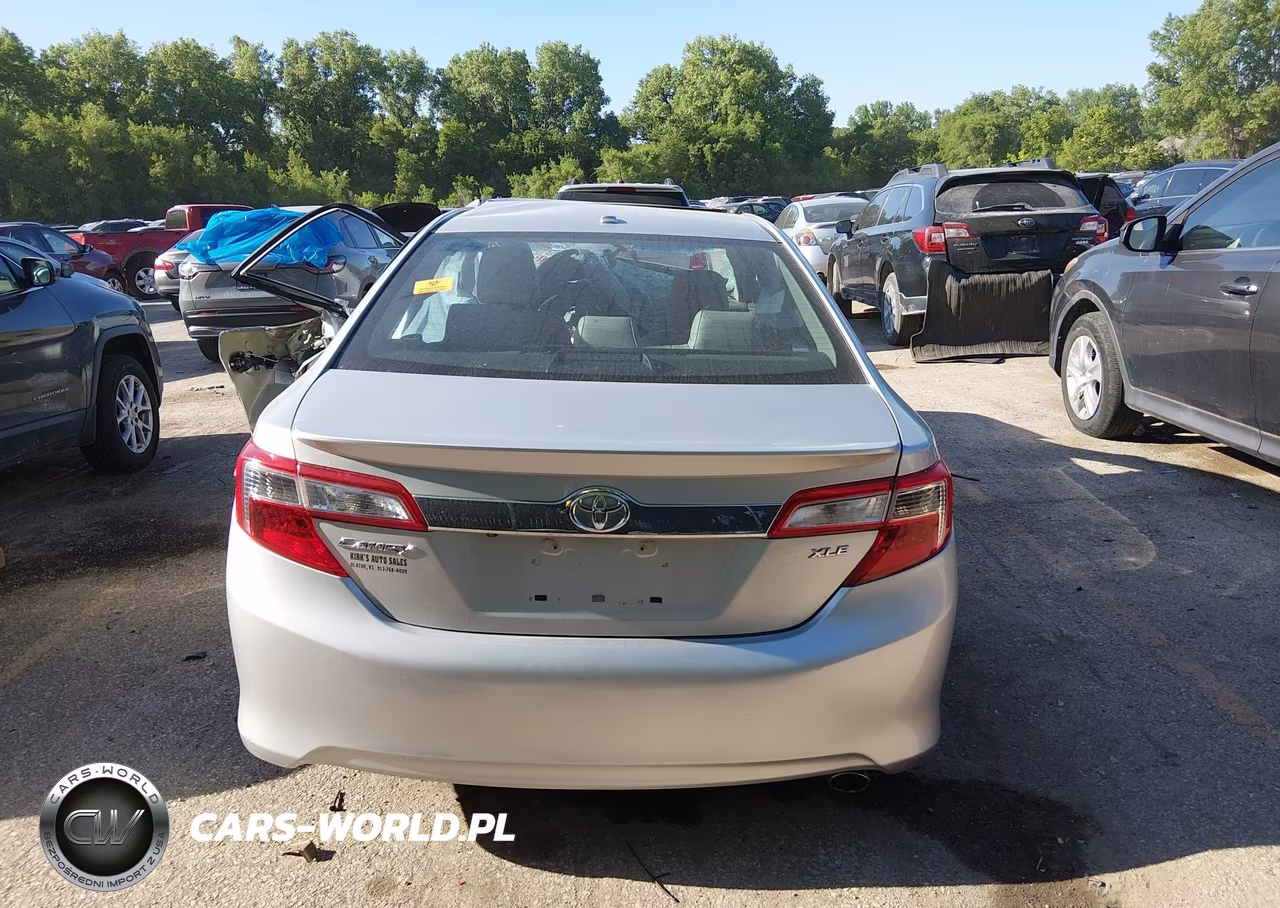 2012 Toyota Camry Xle VIN:4T4BF1FK0CR211283 - 17