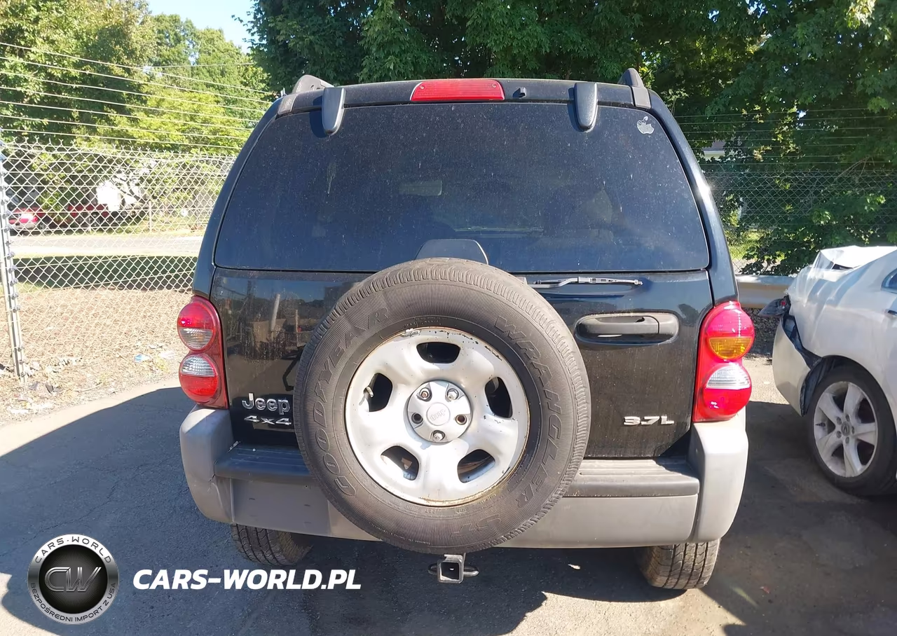 2005 Jeep Liberty Sport VIN:1J4GL48K25W622763 - 16