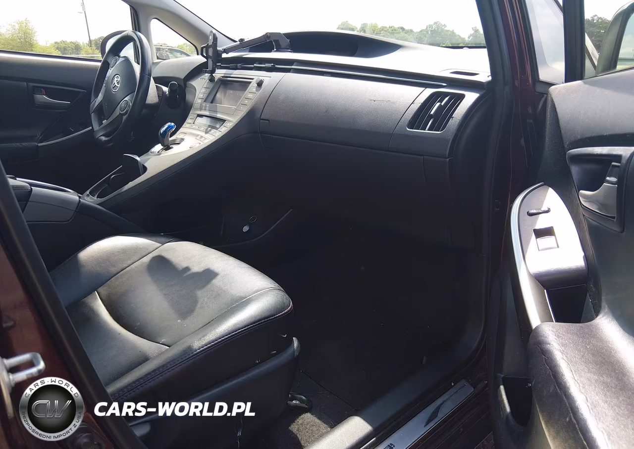 2013 Toyota Prius Three Se VIN:JTDKN3DU0D5586409 - 5