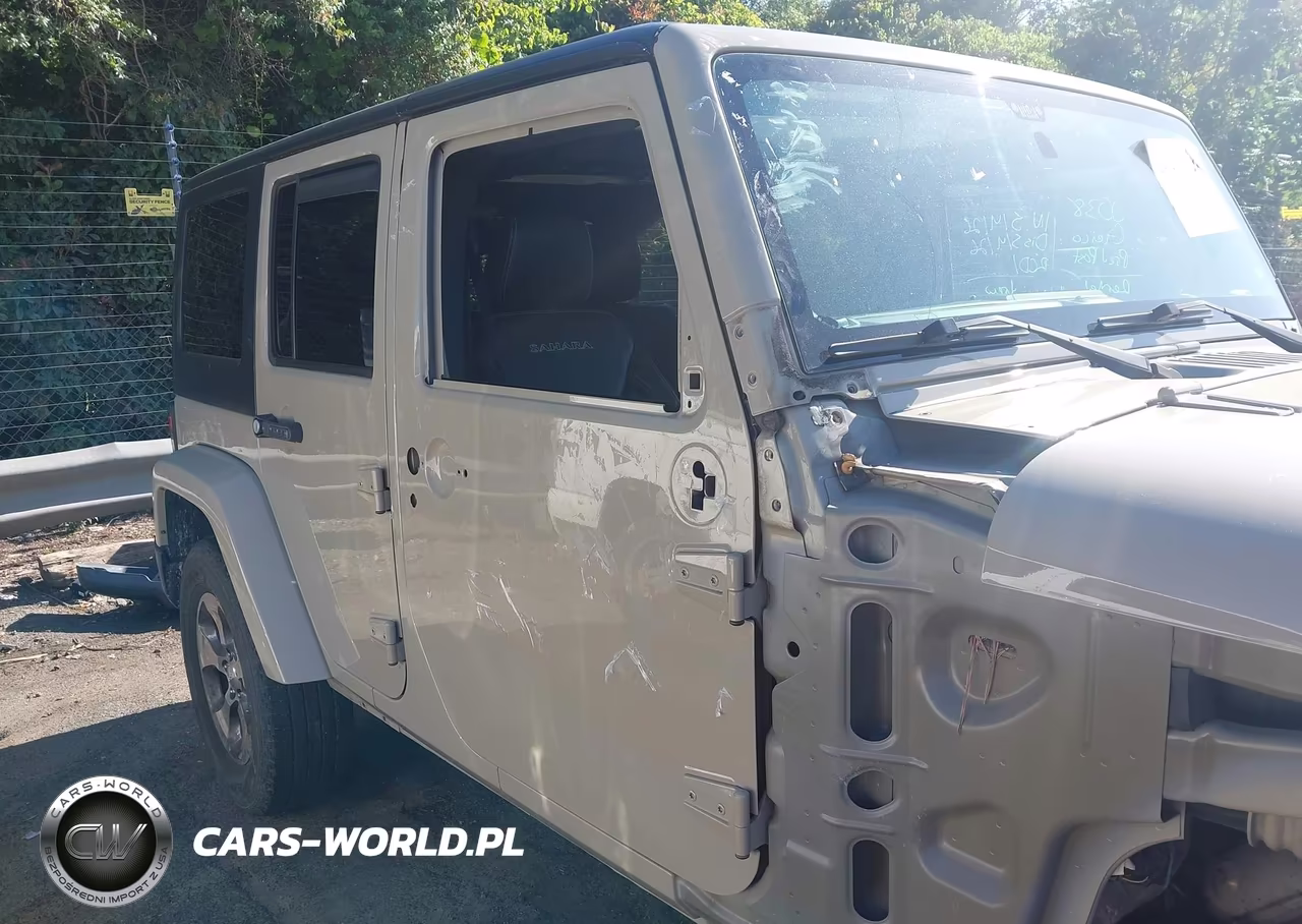 2017 Jeep Wrangler Unlimited Sahara 4X4 VIN:1C4HJWEG5HL694056 - 18