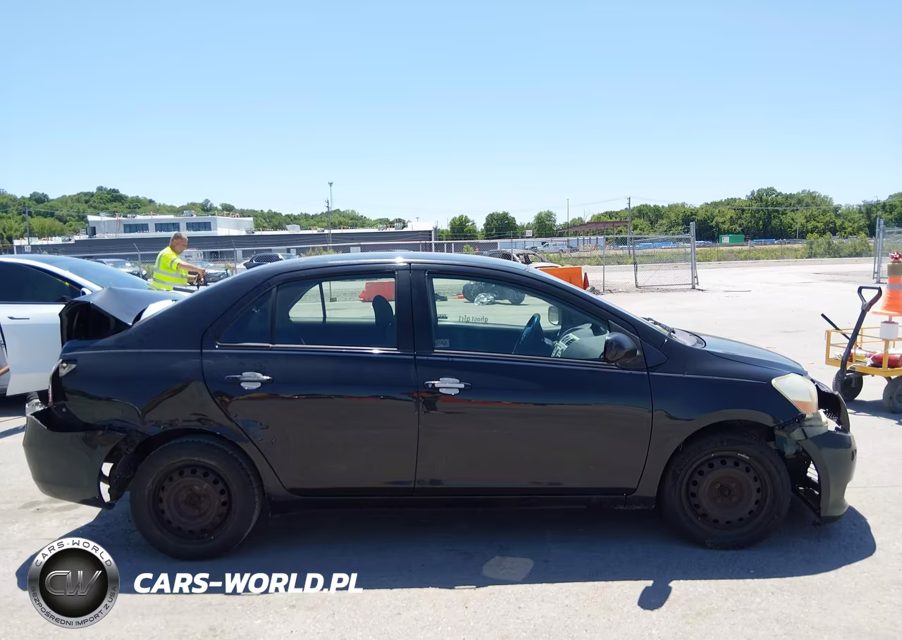 2008 Toyota Yaris VIN:JTDBT923X84021745 - 13