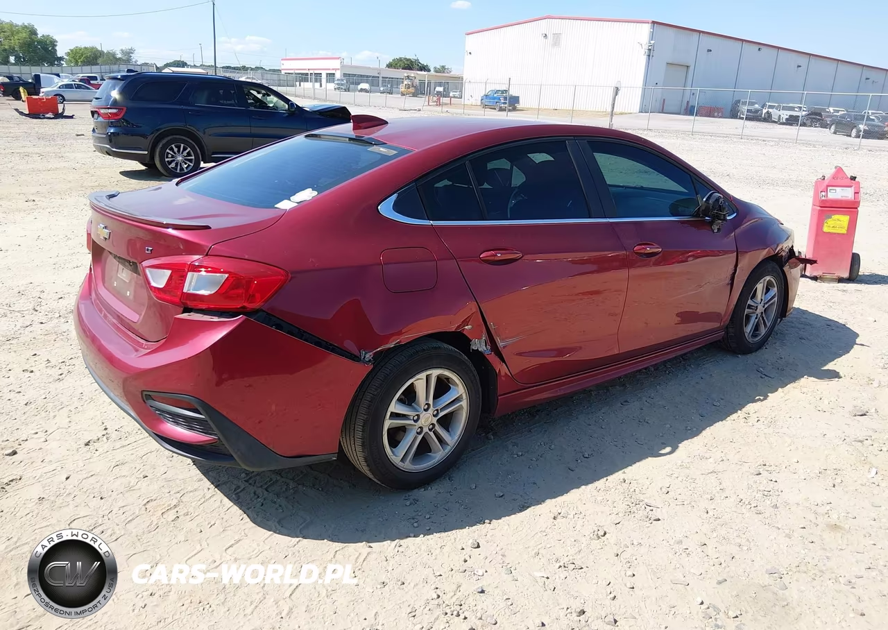 2017 Chevrolet Cruze Lt Auto VIN:1G1BE5SM9H7165600 - 4