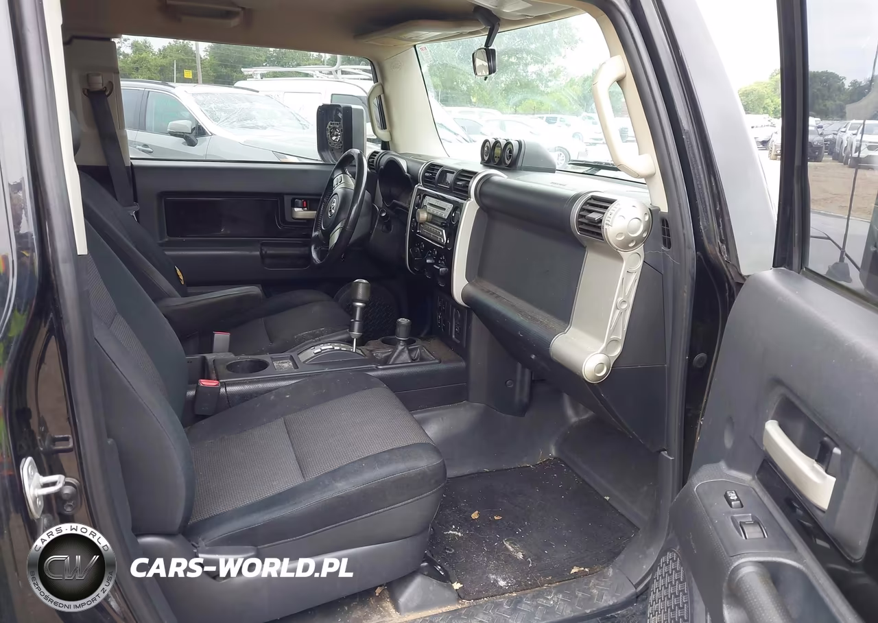 2008 Toyota Fj Cruiser VIN:JTEBU11F68K046725 - 5