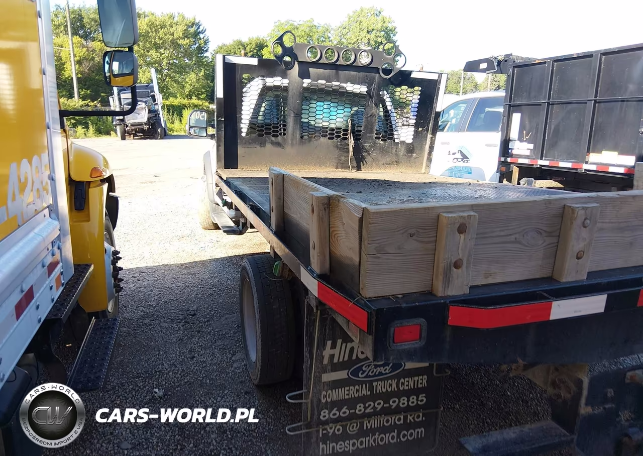 2023 Ford F-550 Chassis Xl VIN:1FDUF5GT7PDA09628 - 3