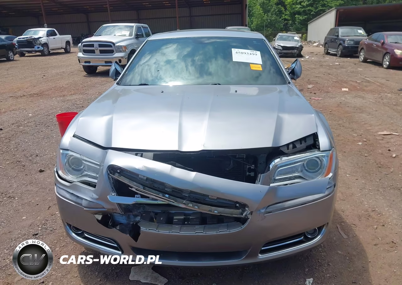 2014 Chrysler 300 VIN:2C3CCAAG9EH206155 - 6