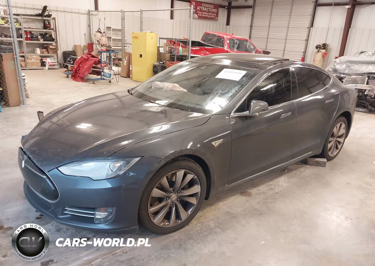 2016 Tesla Model S VIN:5YJSA1E29GF123667 - 2