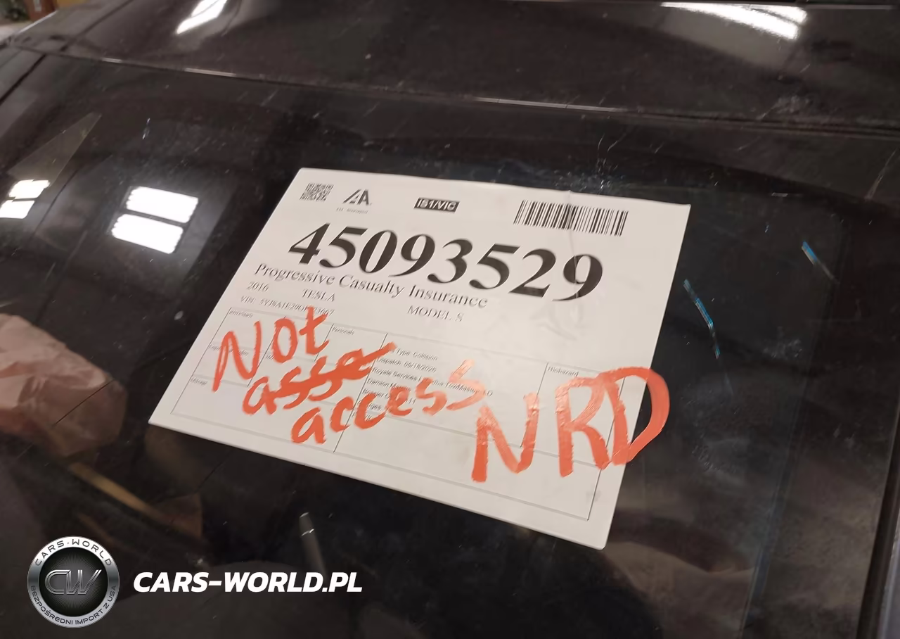 2016 Tesla Model S VIN:5YJSA1E29GF123667 - 7