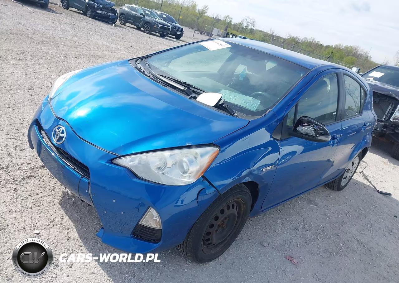 2012 Toyota Prius C Two VIN:JTDKDTB36C1015445 - 2
