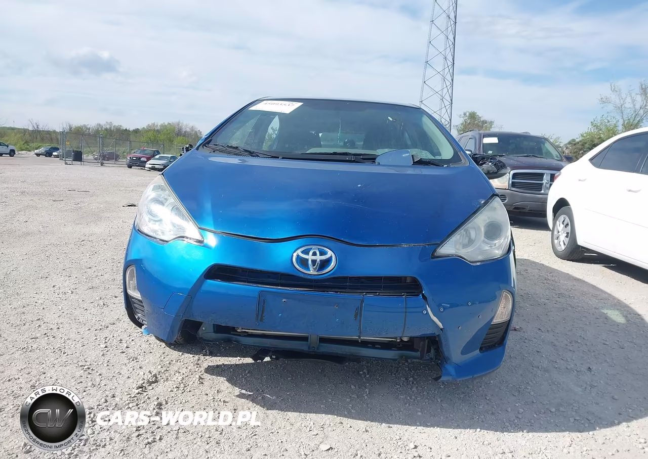 2012 Toyota Prius C Two VIN:JTDKDTB36C1015445 - 6