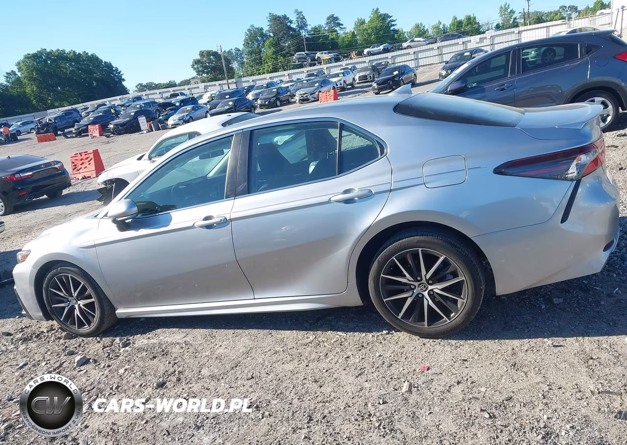 2024 Toyota Camry Se VIN:4T1G11AK1RU886011 - 14