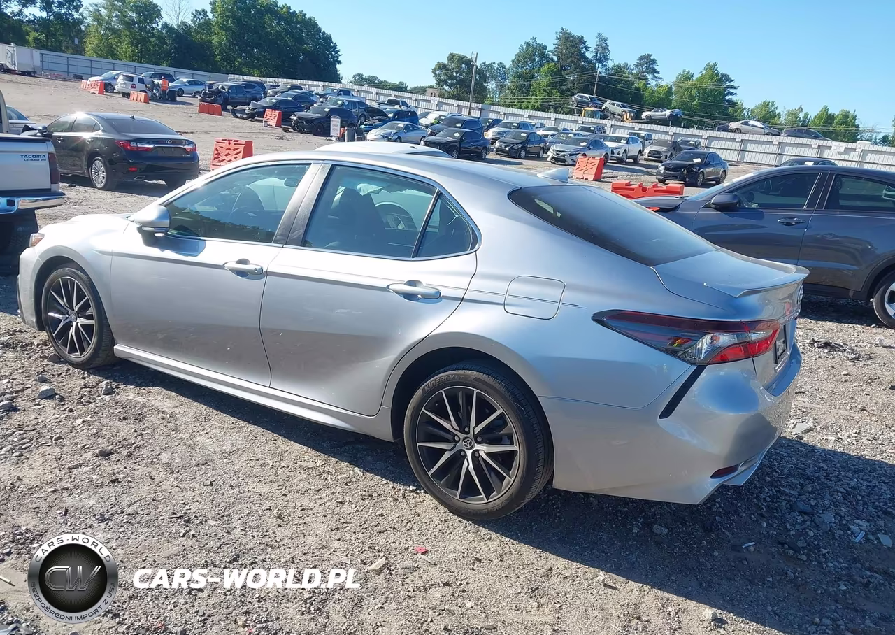 2024 Toyota Camry Se VIN:4T1G11AK1RU886011 - 3
