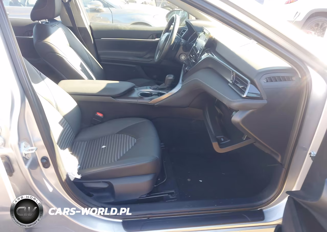 2024 Toyota Camry Se VIN:4T1G11AK1RU886011 - 5