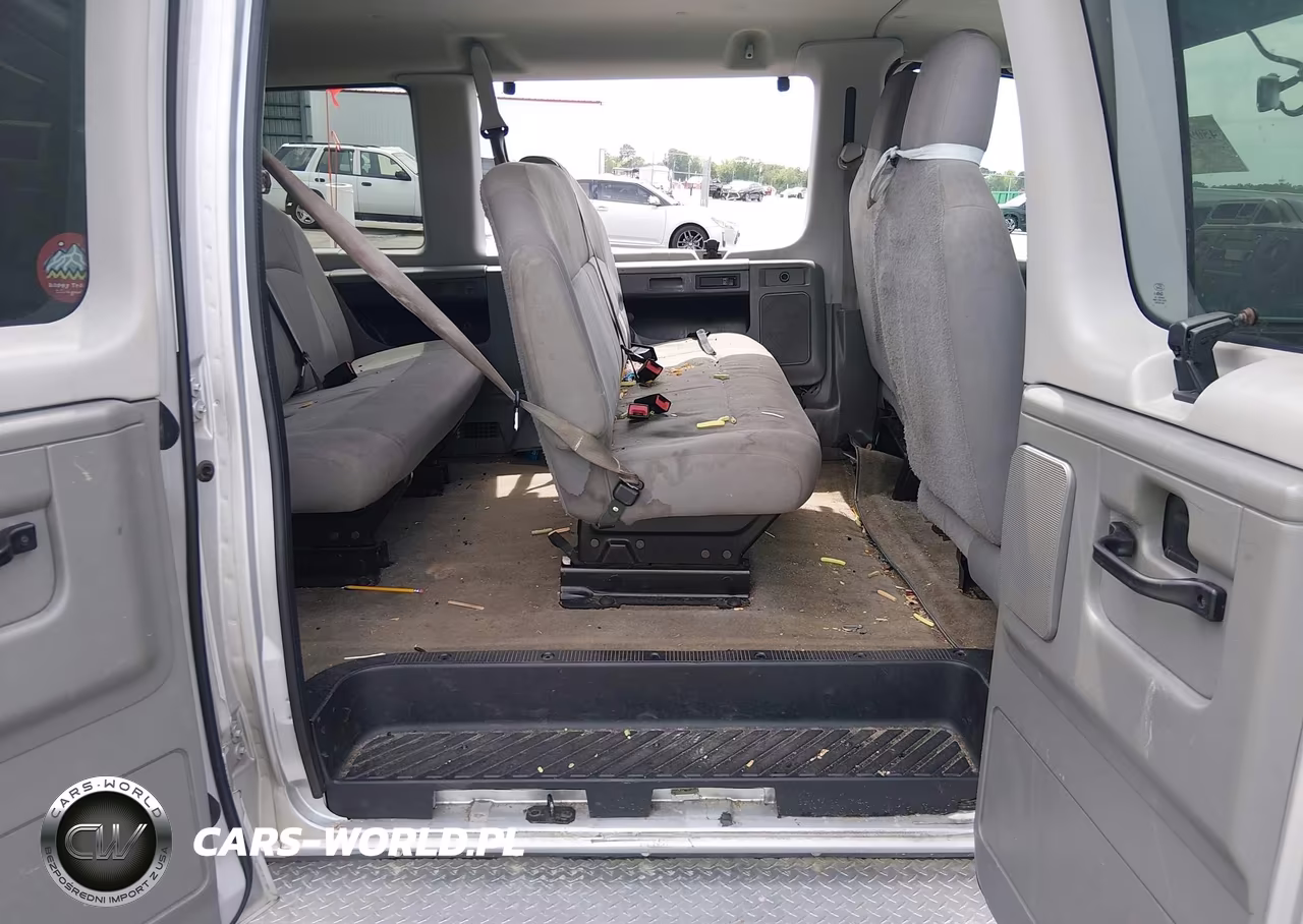 2013 Ford E-350 Super Duty Xlt VIN:1FBNE3BL2DDA19734 - 8