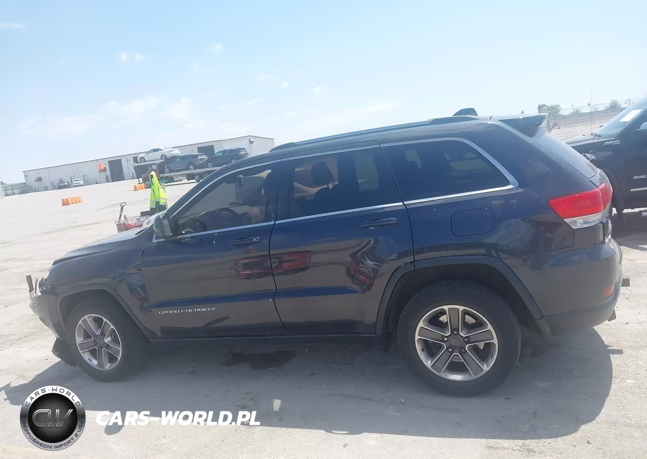 2014 Jeep Grand Cherokee Laredo VIN:1C4RJFAG2EC236755 - 14
