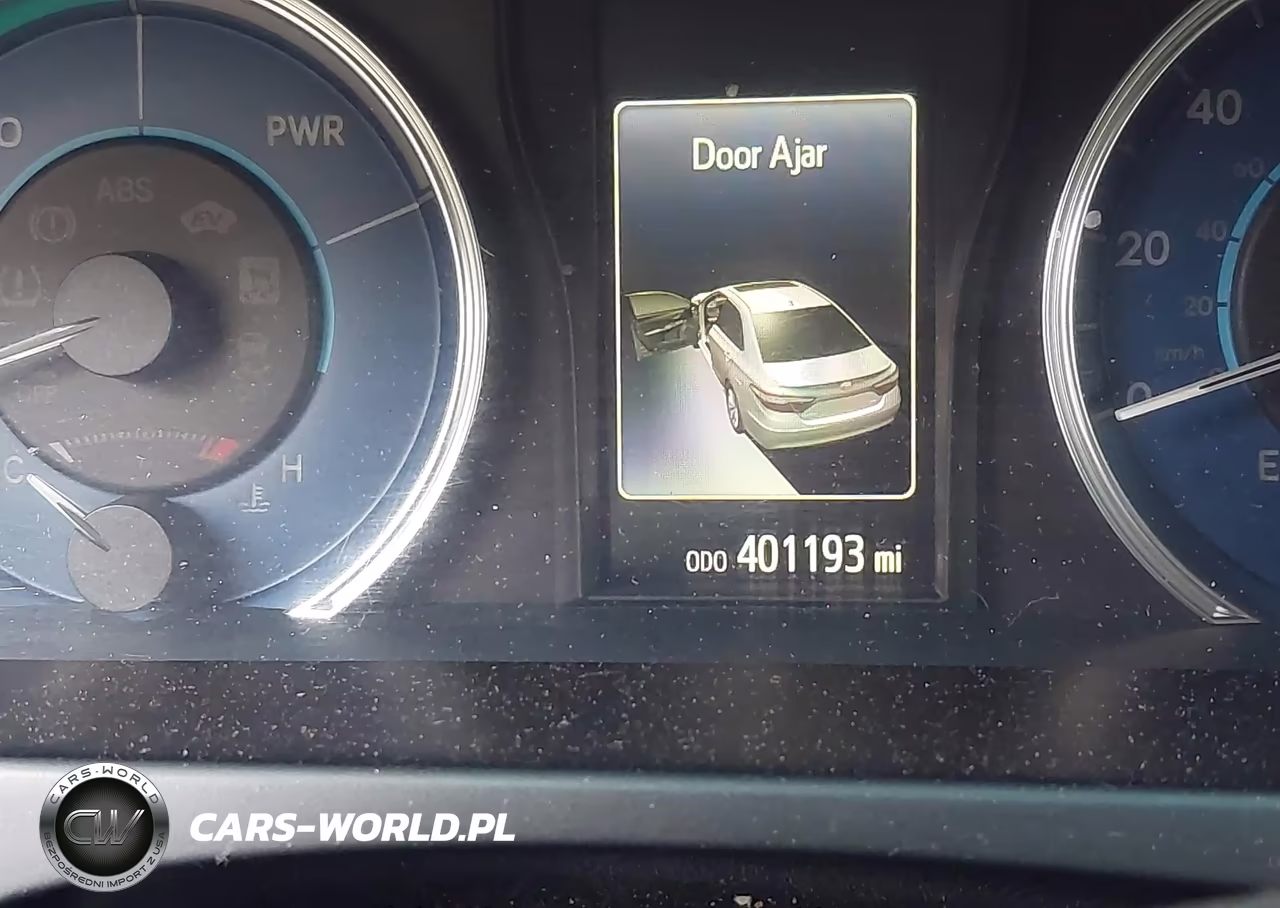 2015 Toyota Camry Hybrid Le VIN:4T1BD1FK3FU142688 - 15