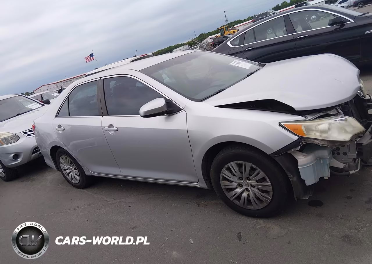 2012 Toyota Camry Le VIN:4T1BF1FK5CU024888 - 13