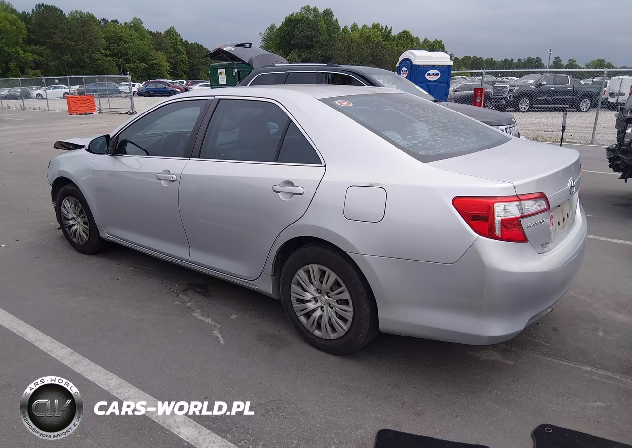 2012 Toyota Camry Le VIN:4T1BF1FK5CU024888 - 3