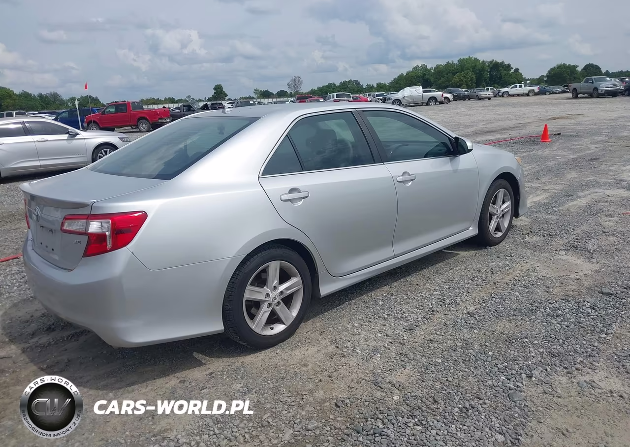 2012 Toyota Camry Se VIN:4T1BF1FK7CU151044 - 4
