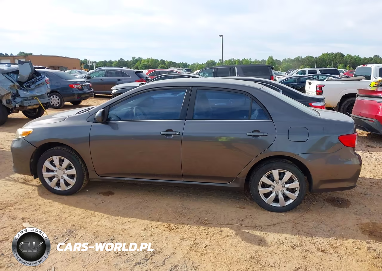 2013 Toyota Corolla Le VIN:5YFBU4EE2DP094659 - 14
