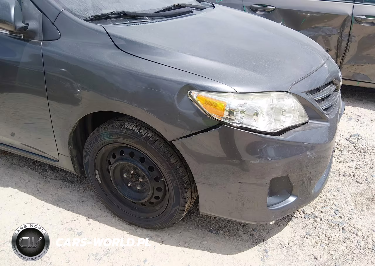 2013 Toyota Corolla Le VIN:5YFBU4EE2DP094659 - 17