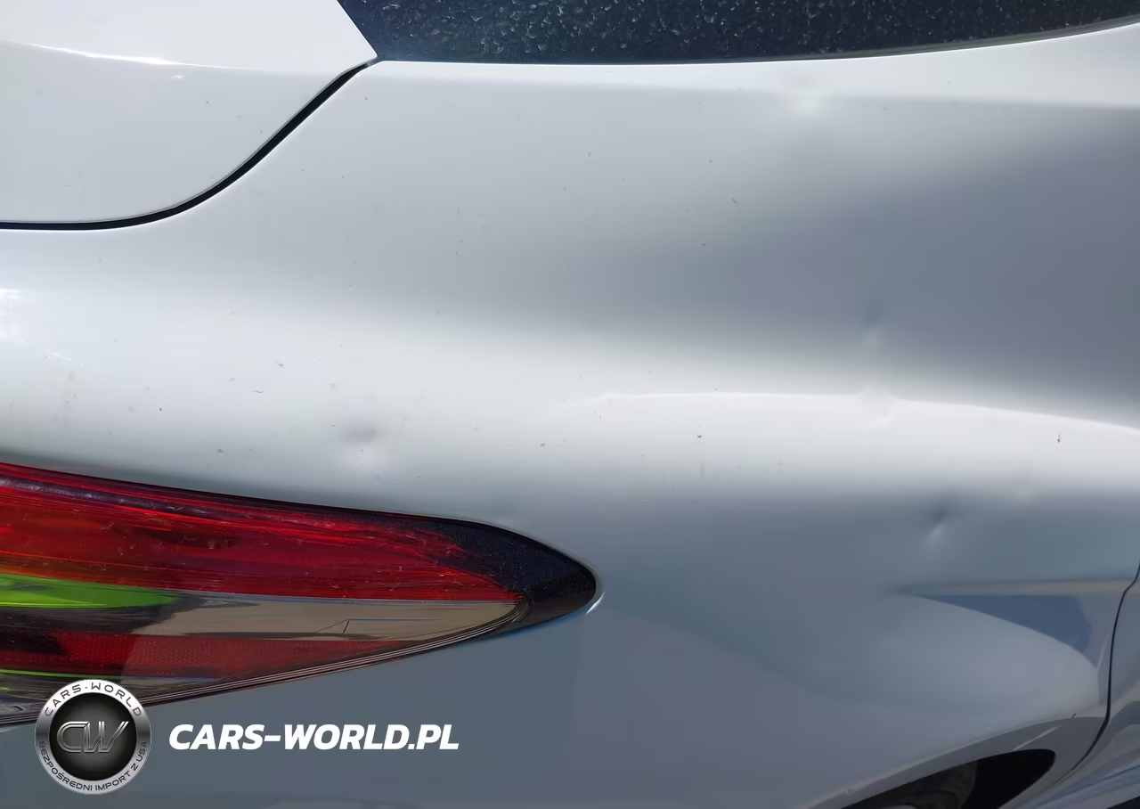 2018 Toyota Camry Se VIN:4T1B11HK5JU647100 - 19