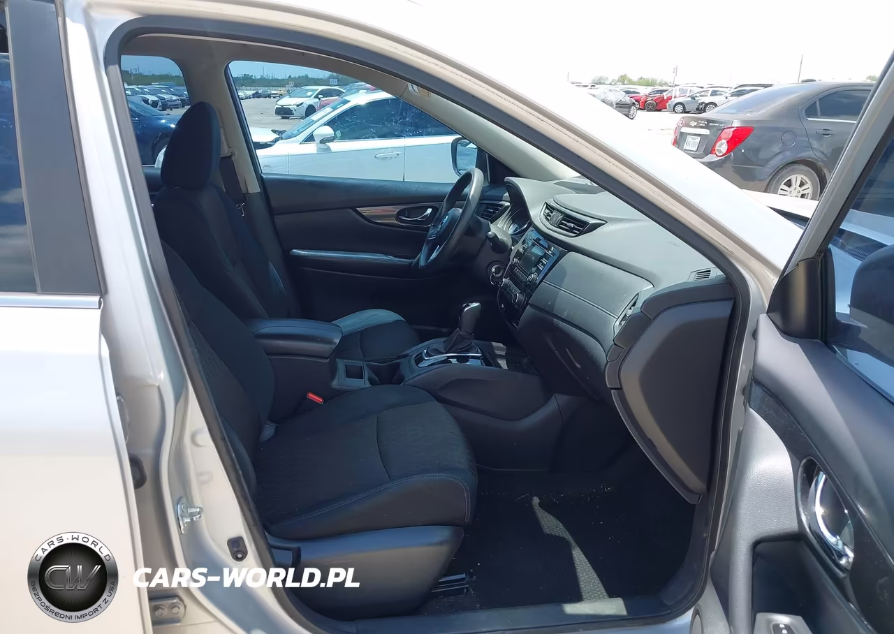 2017 Nissan Rogue S VIN:5N1AT2MT6HC796089 - 5