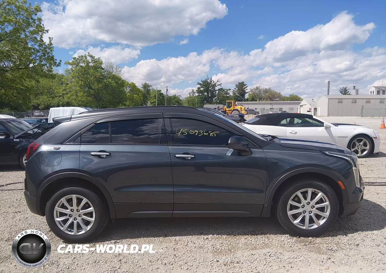 2019 Cadillac Xt4 Luxury VIN:1GYAZAR46KF102550 - 13