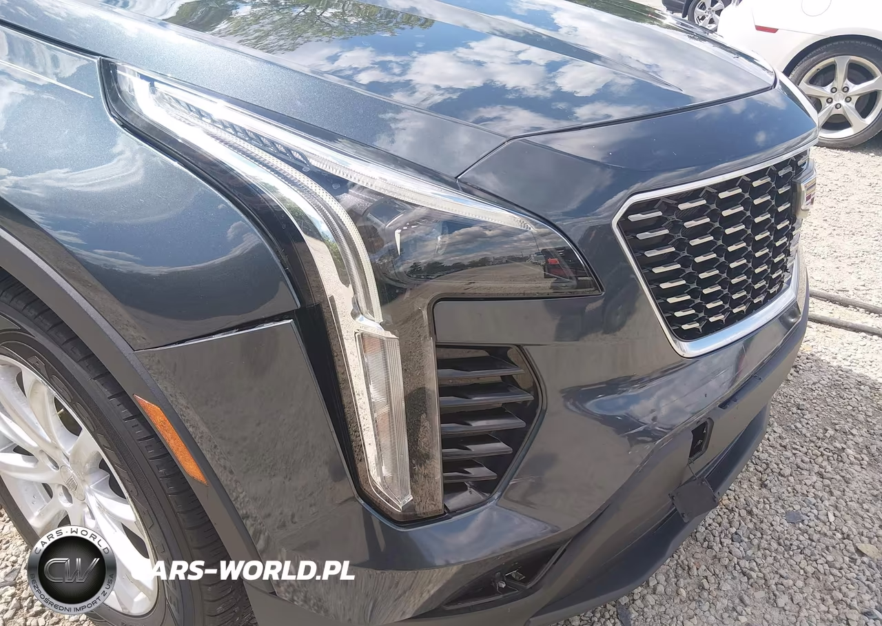 2019 Cadillac Xt4 Luxury VIN:1GYAZAR46KF102550 - 17