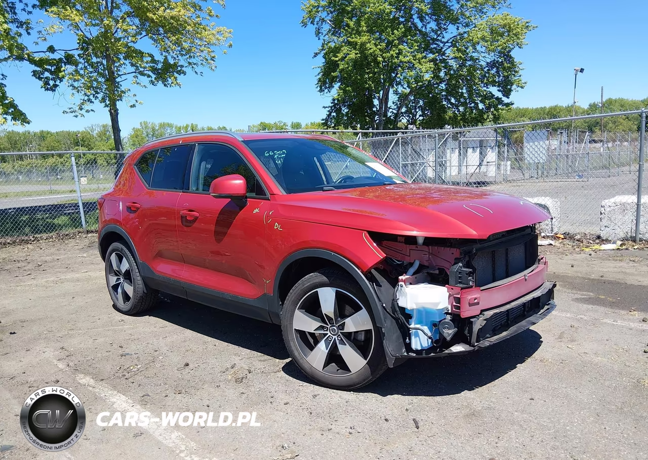 2019 Volvo Xc40 T5 Momentum