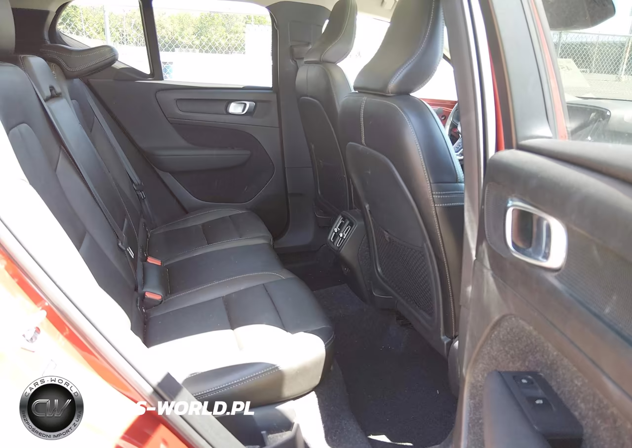 2019 Volvo Xc40 T5 Momentum VIN:YV4162UKXK2056235 - 8