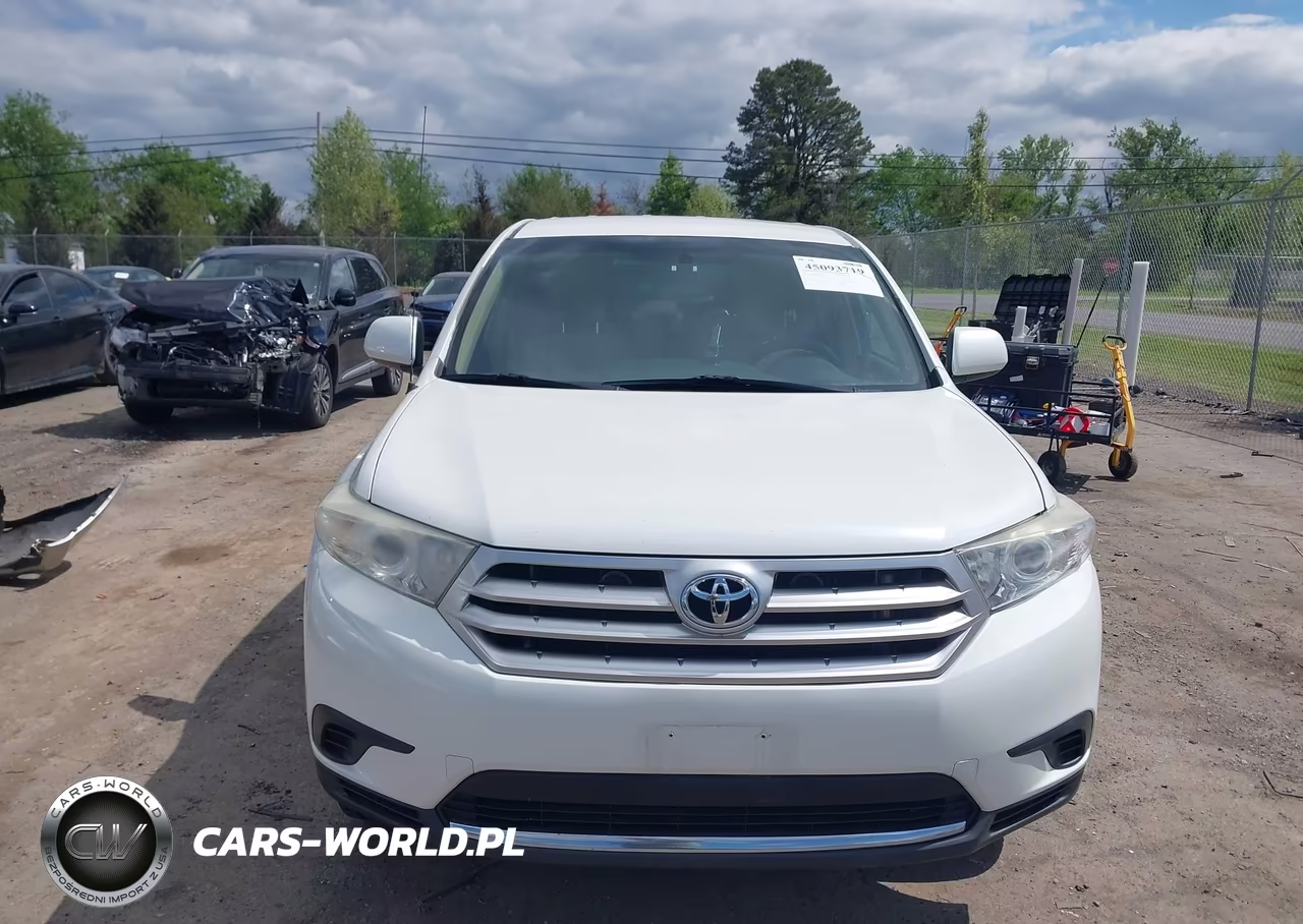 2012 Toyota Highlander Base V6 VIN:5TDBK3EH0CS147925 - 12