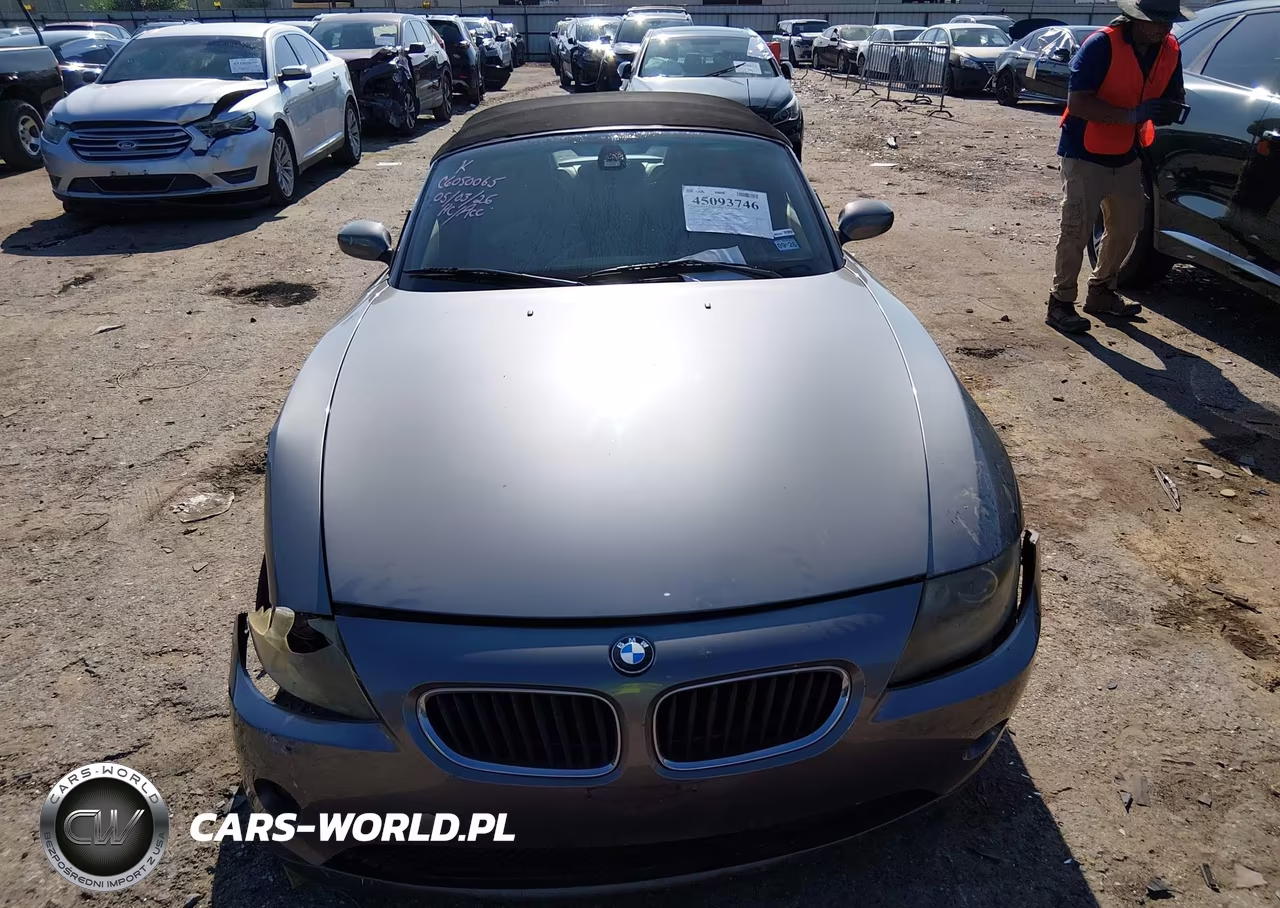2005 BMW Z4 2.5I VIN:4USBT33565LS55342 - 12
