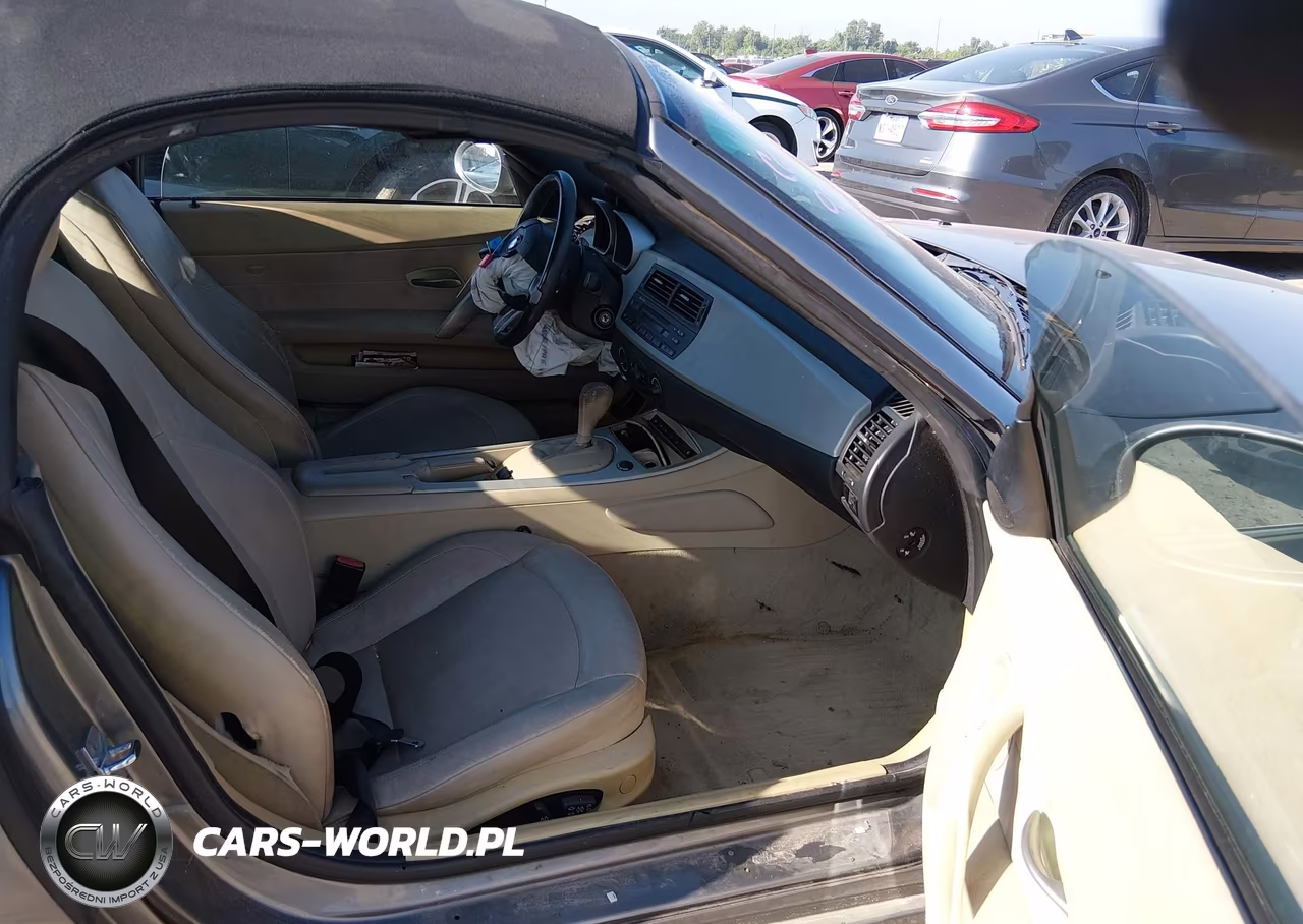 2005 BMW Z4 2.5I VIN:4USBT33565LS55342 - 5