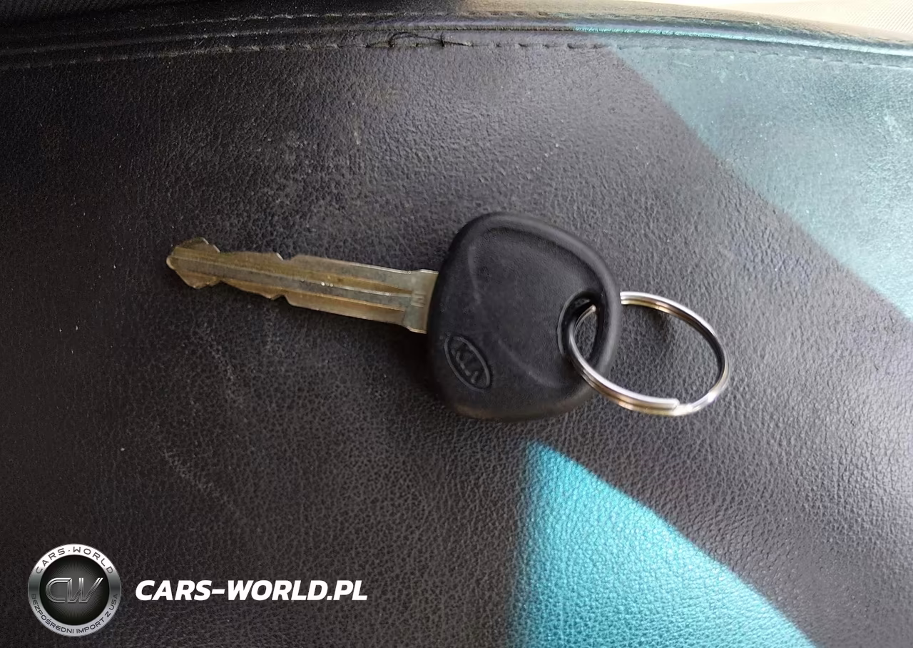 2010 Kia Rondo Lx VIN:KNAHG8C82A7304242 - 11