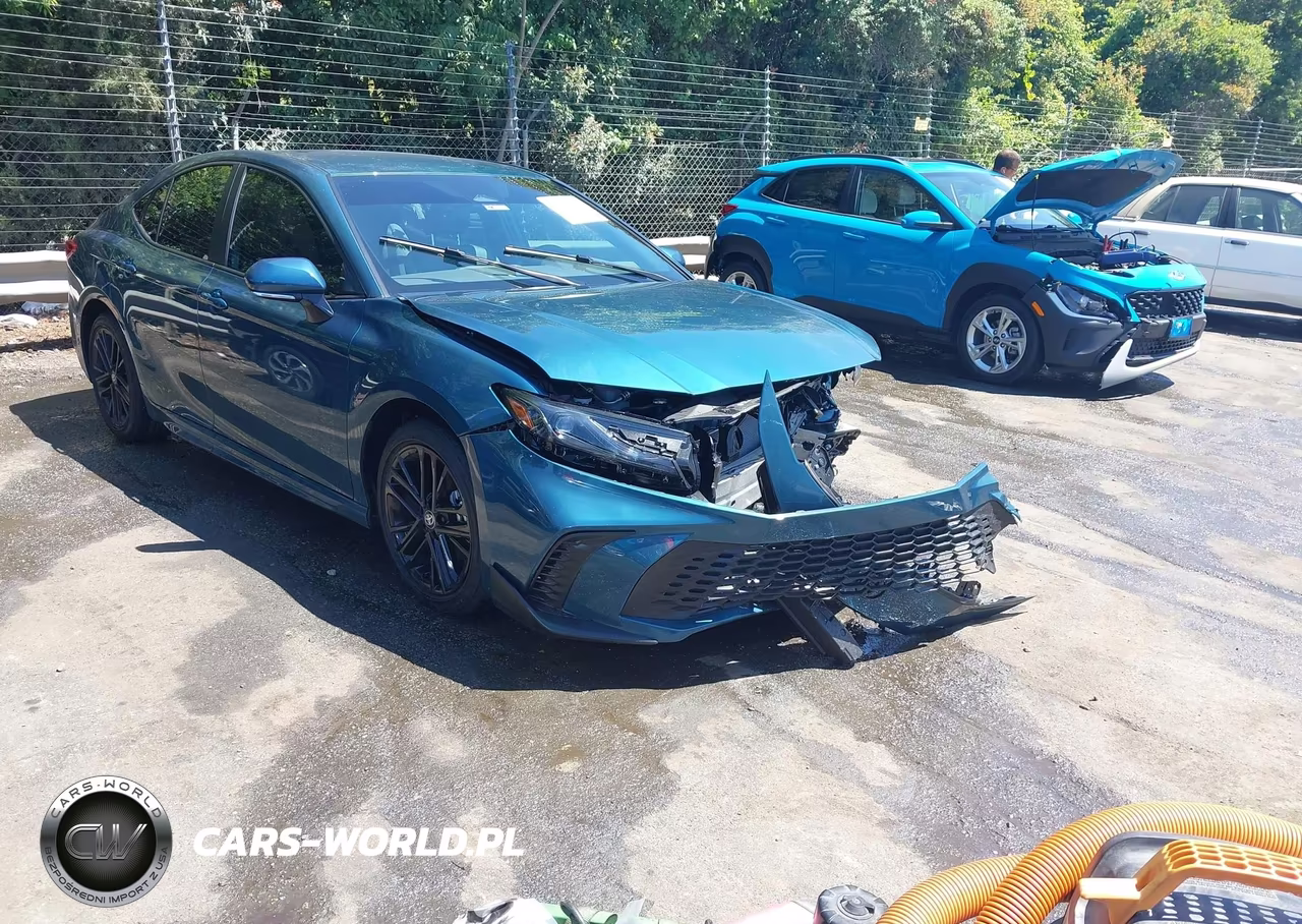 2026 Toyota Camry Se – zdjęcie 1 z 16