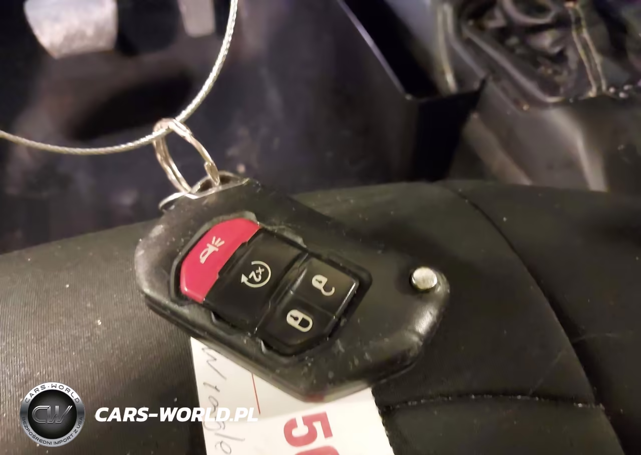 2018 Jeep Wrangler Unlimited Sahara 4X4 VIN:1C4HJXEG3JW141349 - 11