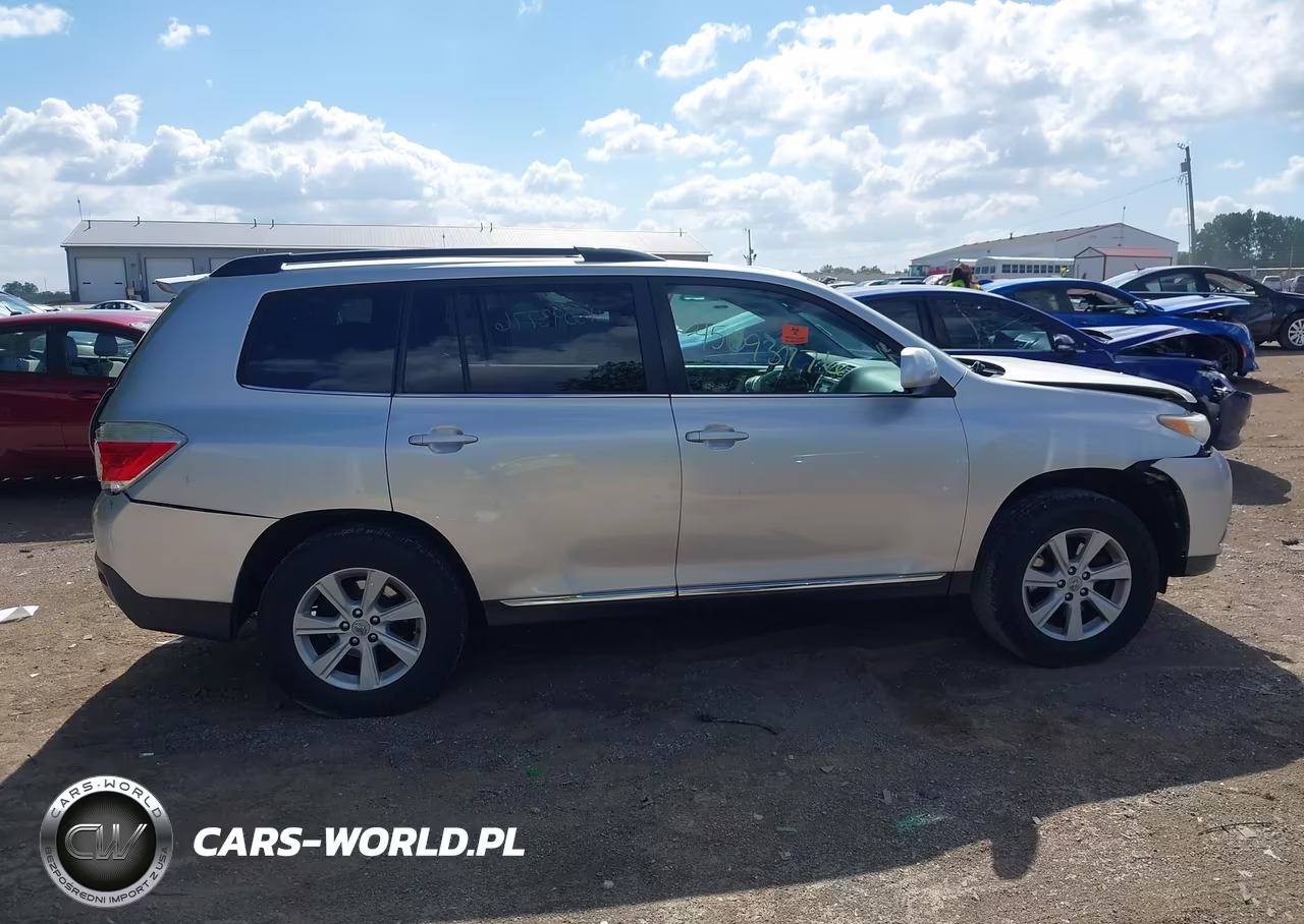 2013 Toyota Highlander Se V6 VIN:5TDBK3EH8DS198400 - 13