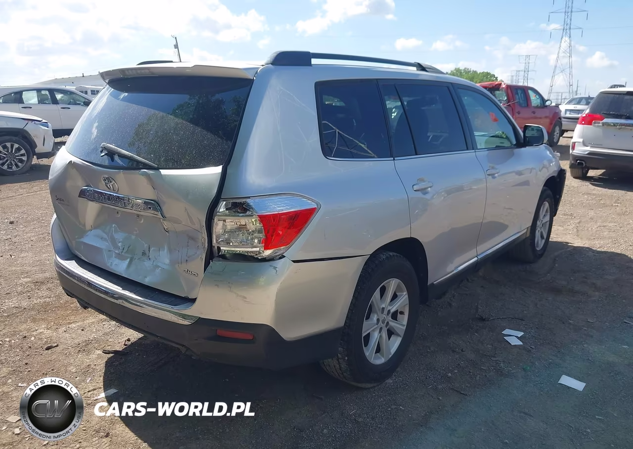 2013 Toyota Highlander Se V6 VIN:5TDBK3EH8DS198400 - 4
