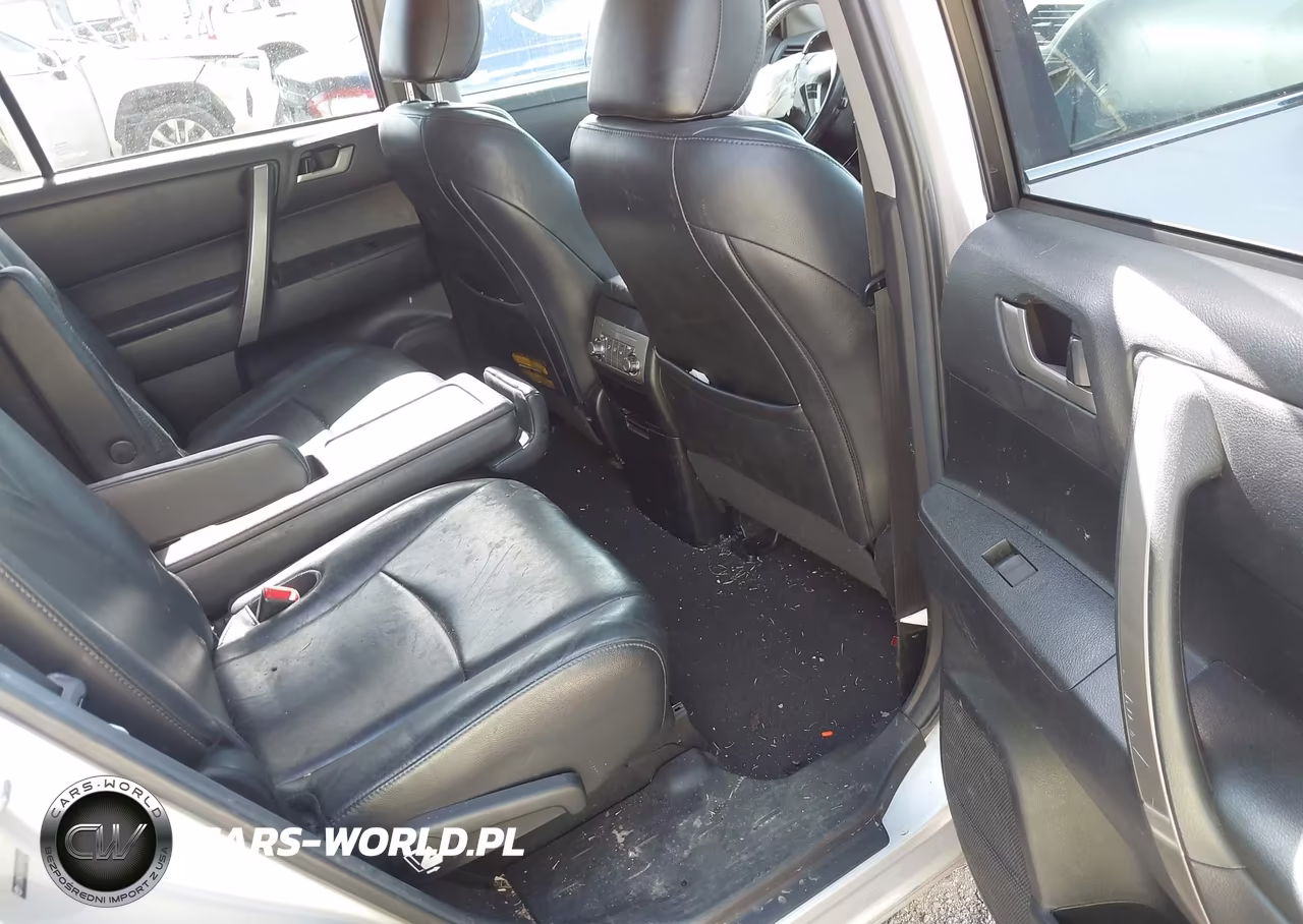 2013 Toyota Highlander Se V6 VIN:5TDBK3EH8DS198400 - 8