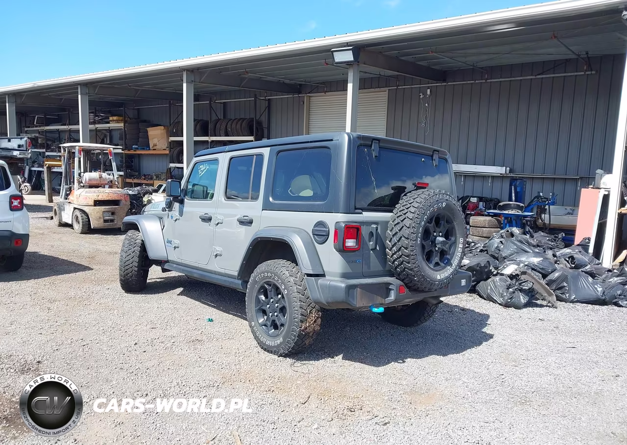 2023 Jeep Wrangler 4Xe 4X4 VIN:1C4JJXN61PW689545 - 3