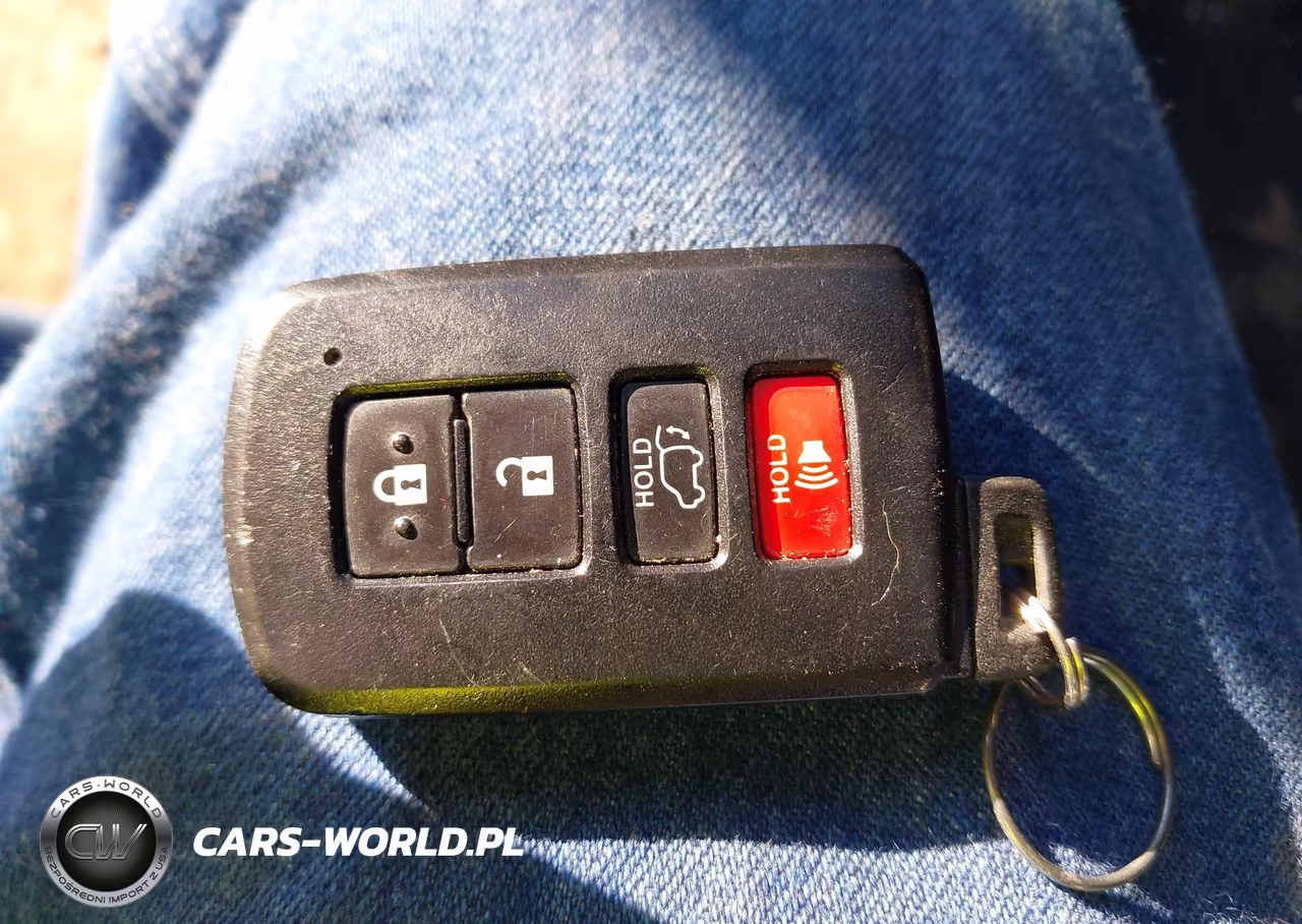 2016 Toyota Rav4 Hybrid Limited VIN:JTMDJREV0GD025684 - 11