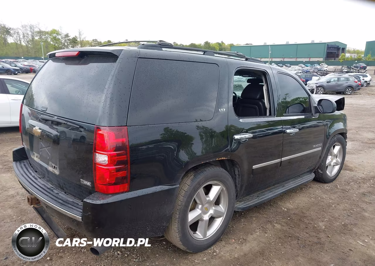 2009 Chevrolet Tahoe Ltz VIN:1GNFK33049R125942 - 4