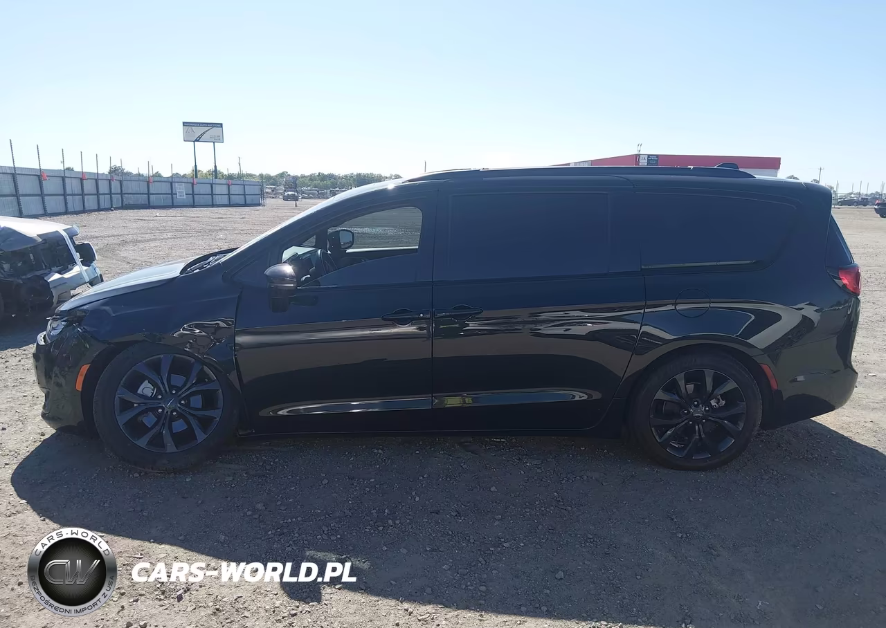 2019 Chrysler Pacifica Limited VIN:2C4RC1GG5KR720393 - 14