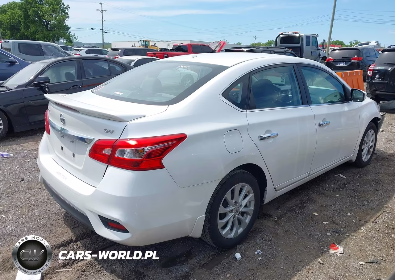 2018 Nissan Sentra Sv VIN:3N1AB7AP5JY267583 - 4