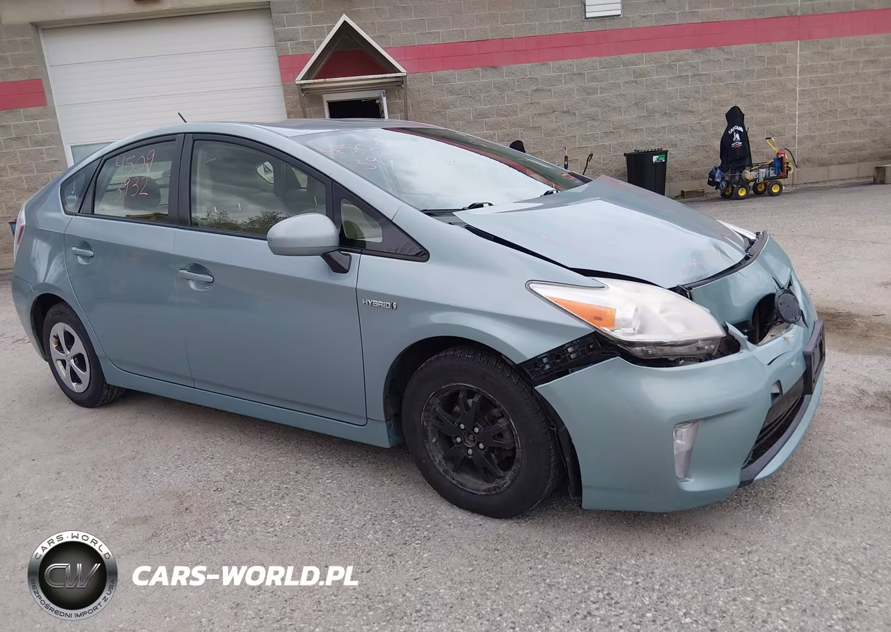 2013 Toyota Prius Two – zdjęcie 1 z 16