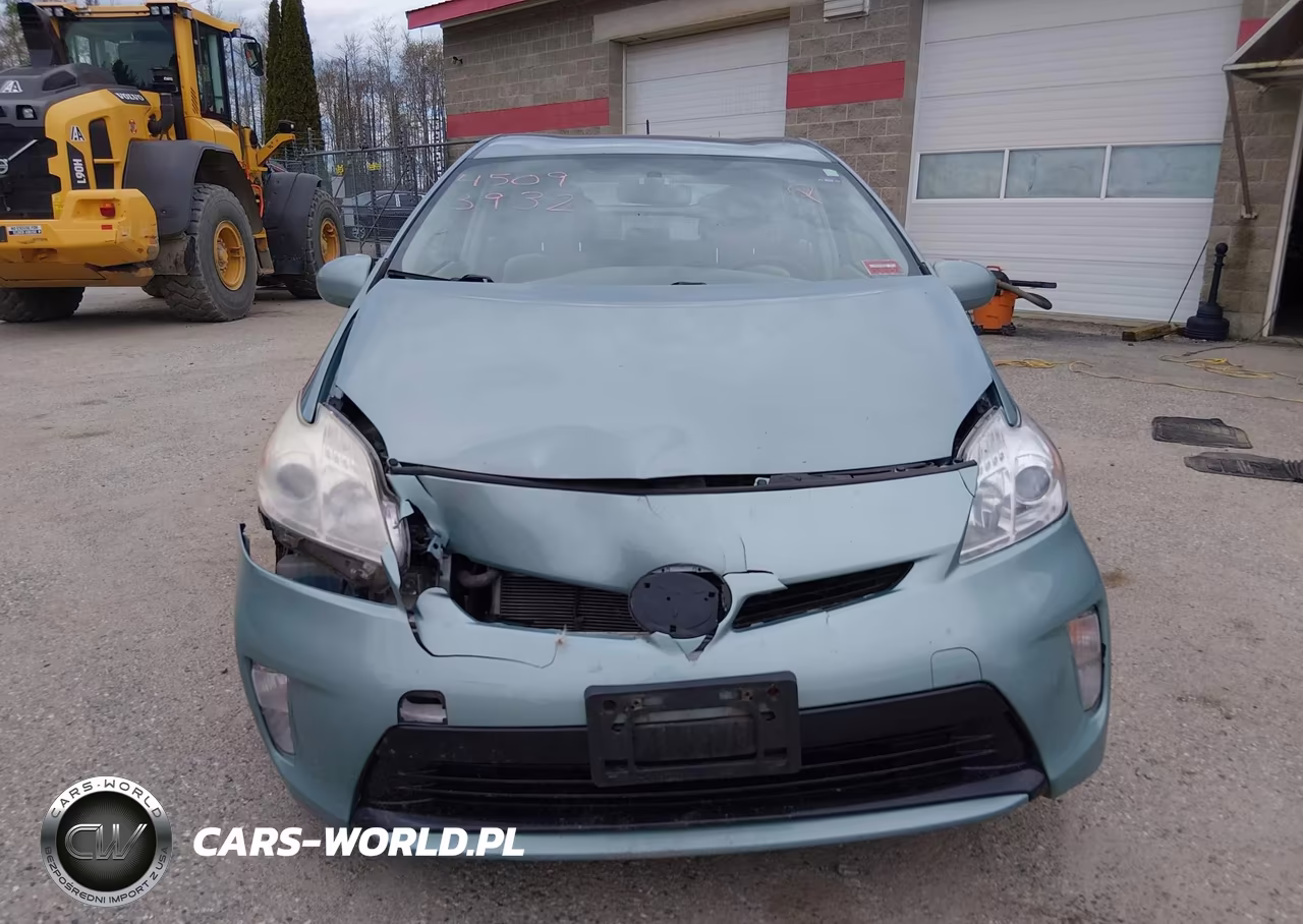 2013 Toyota Prius Two VIN:JTDKN3DU9D1690372 - 12