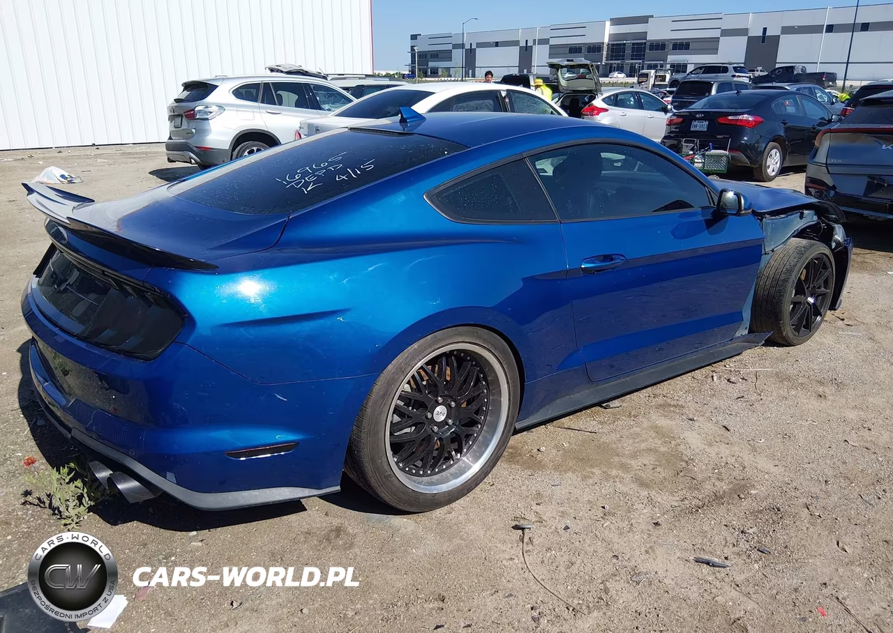 2022 Ford Mustang Gt Premium Fastback VIN:1FA6P8CF9N5133635 - 4