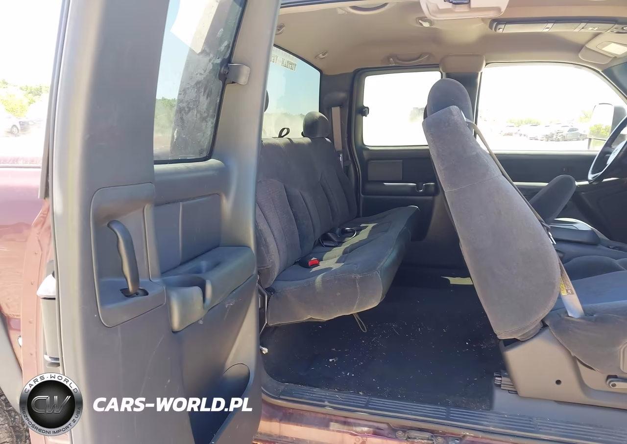 2001 Chevrolet Silverado 2500Hd Ls VIN:1GCHC29UX1Z332648 - 8