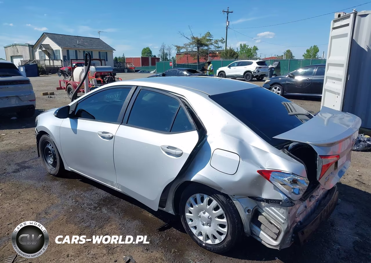 2014 Toyota Corolla S VIN:5YFBURHE1EP125698 - 3