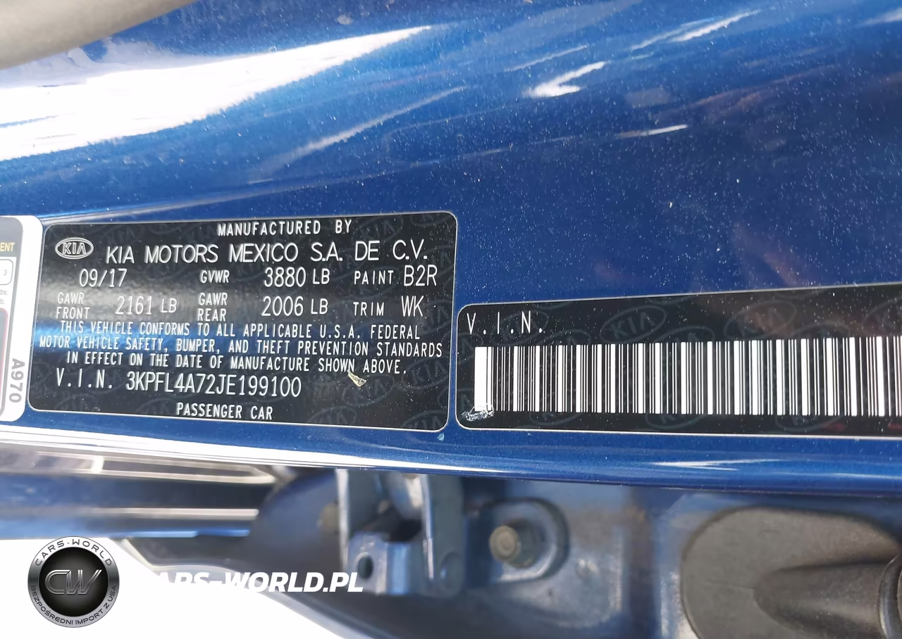 2018 Kia Forte S VIN:3KPFL4A72JE199100 - 9